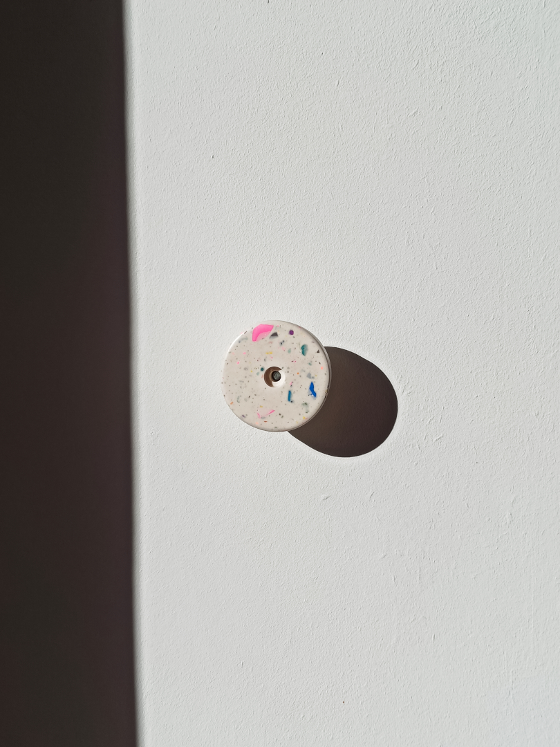 patère berthe blanc terrazzo multicolore jesmonite hey denise-2