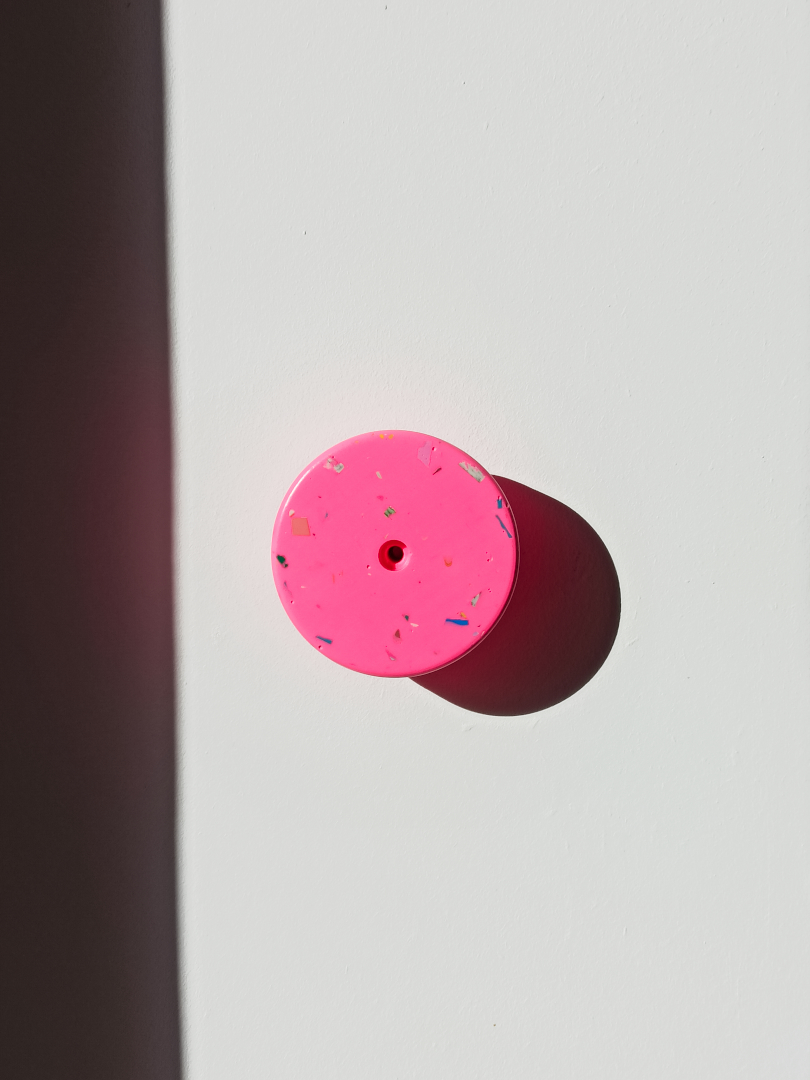 patère berthe rose fluo terrazzo multicolore jesmonite hey denise-1