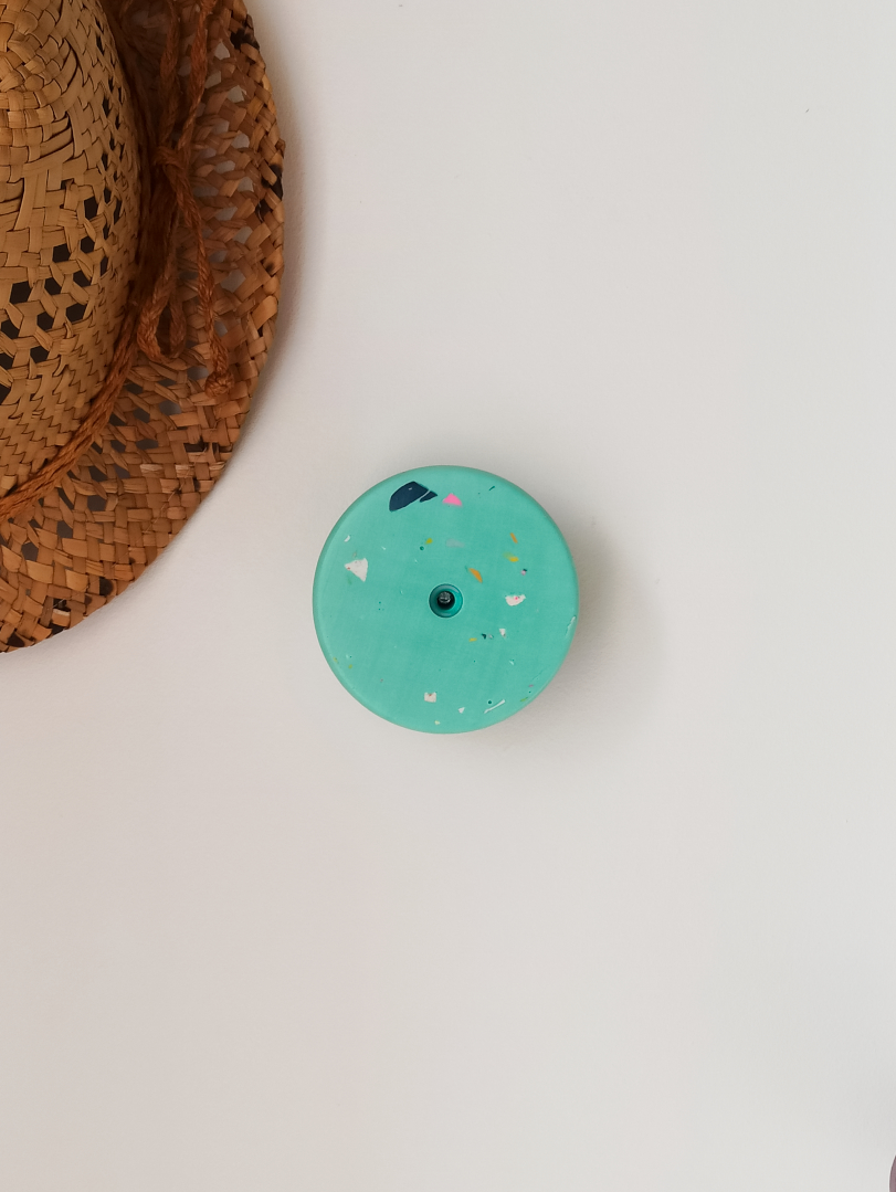 patère_berthe_grande_mint_terrazzo_multicolore_jesmonite_heydenise-1 - Copie